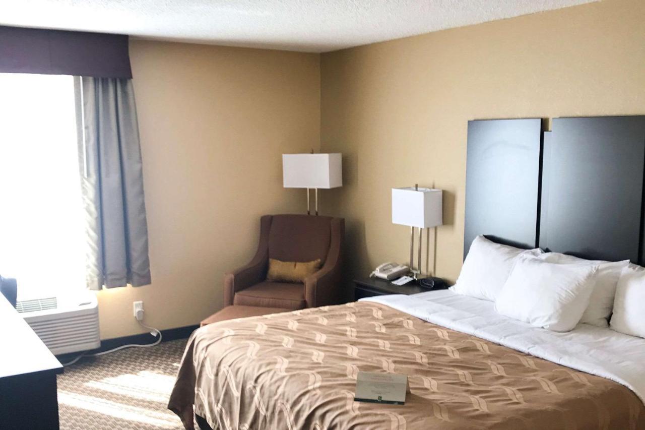 Quality Inn & Suites Mendota Near I-39 Екстер'єр фото